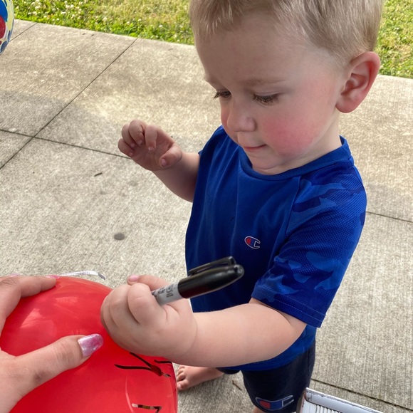 Meet your Posher, Cassie - Picture 7 of 16